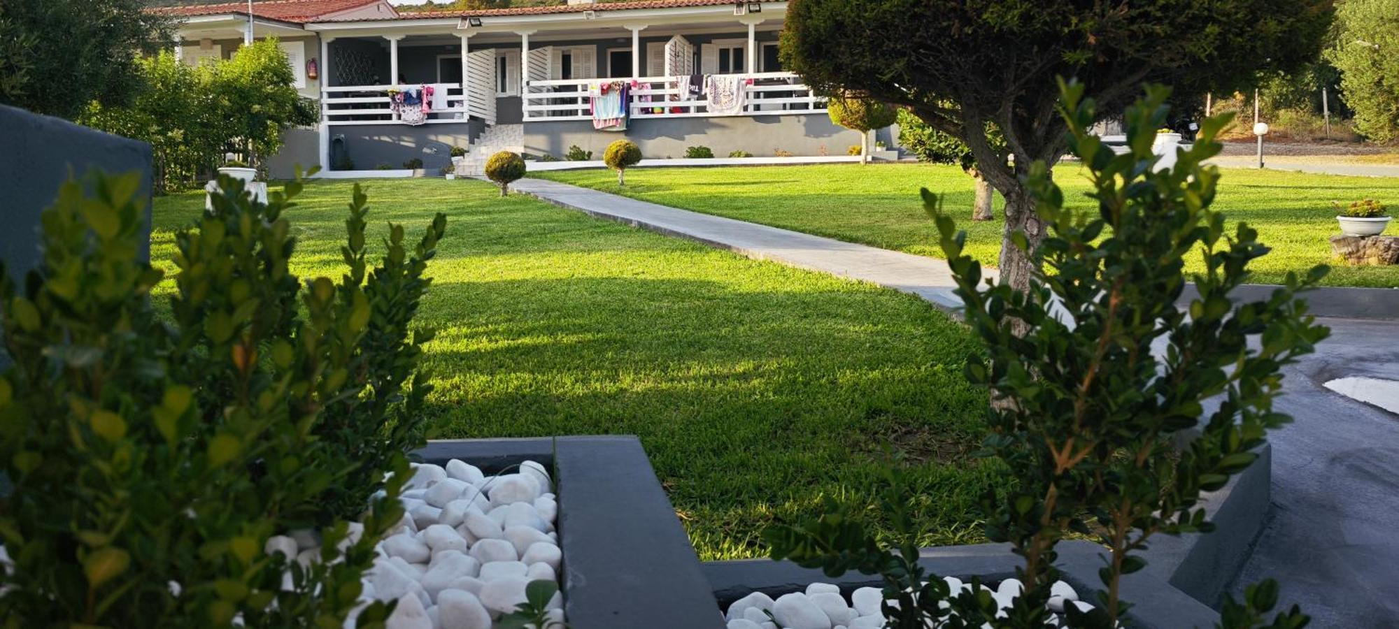 Garlis Apartments Ψακούδια Εξωτερικό φωτογραφία